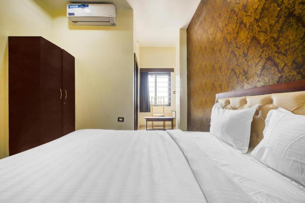 Hotel Sun Palace Udaipur Buitenkant foto